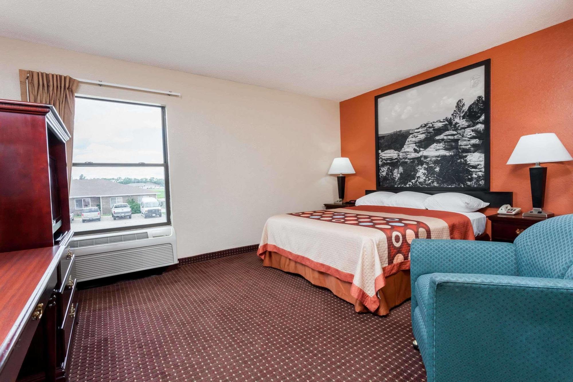 Super 8 By Wyndham Harrisburg Hotel Екстериор снимка